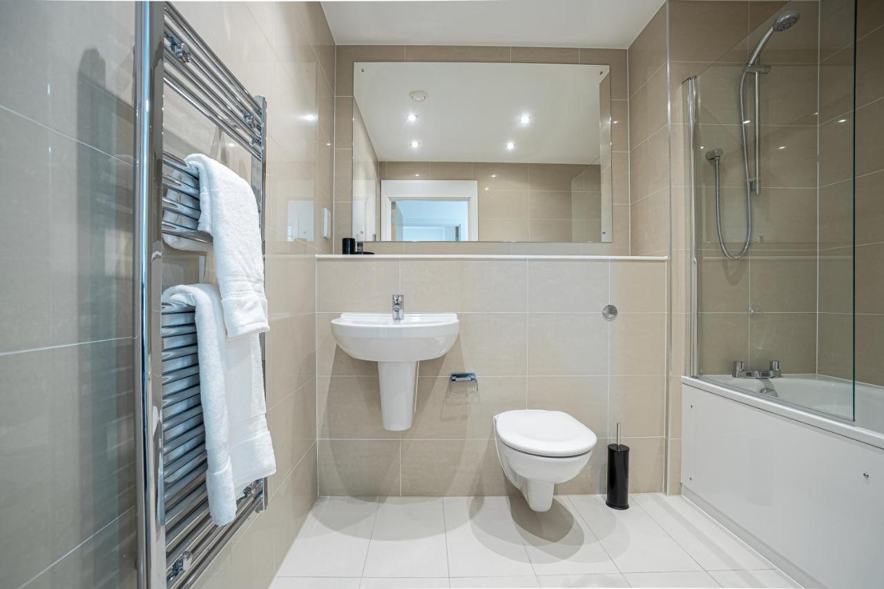 Luxe Apartments Bracknell Near Ascot, Legoland, Windsor, Lexicon - Free Parking & Gym Extérieur photo