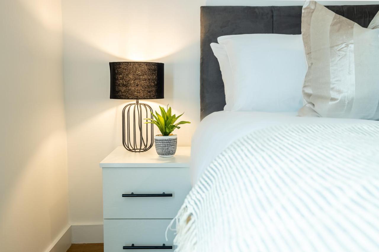 Luxe Apartments Bracknell Near Ascot, Legoland, Windsor, Lexicon - Free Parking & Gym Extérieur photo